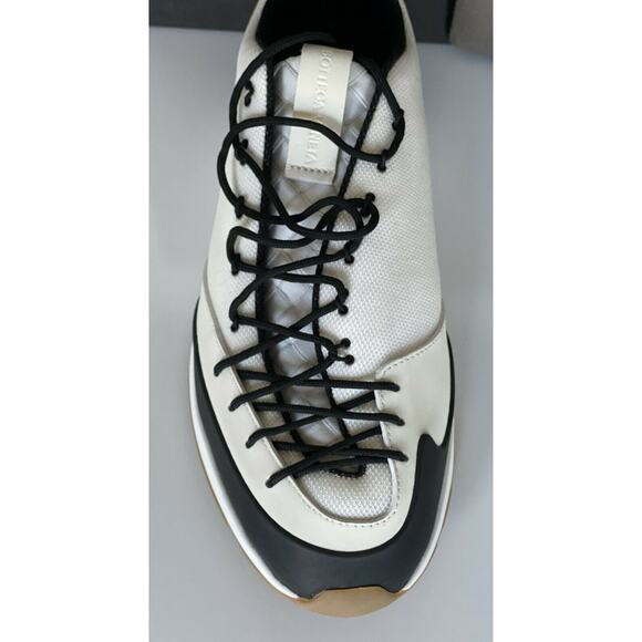 NIB $790 Bottega Veneta Men\'s Scar Tex White Sneakers 7 US (40 Euro) 609891 main image 6